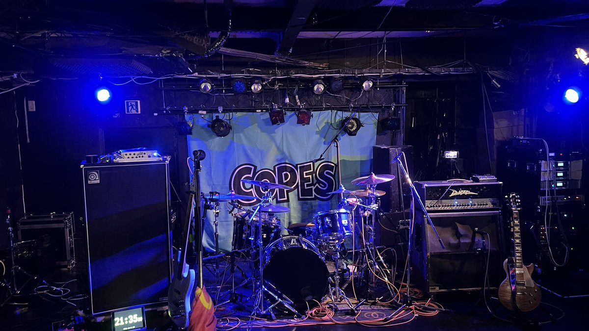 6966127cap's tweet photo. お客さんからお昼にひつまぶしご馳走になってちゃちゃっと仕事を終わらせてライブ🥳

COPESのアンコール一番好きな曲で終わって満足😆 https://t.co/sjwNuLJuT3