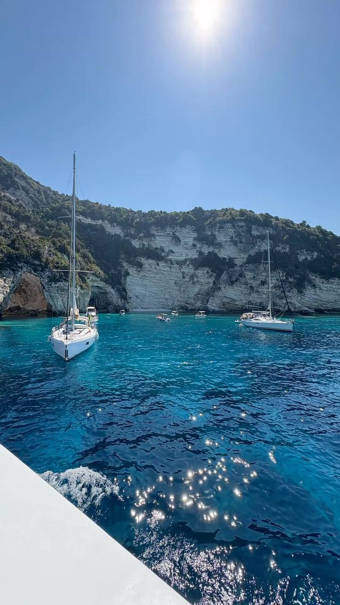 hawsett4's tweet photo. Today's view💙 https://t.co/KqSIGizbo4