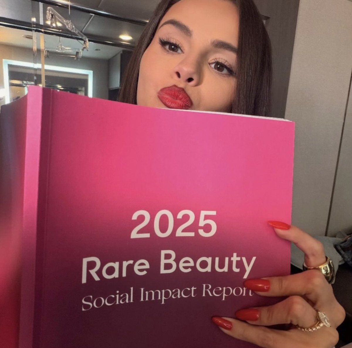 dbrvgomez's tweet photo. I miss her so much 🥹 https://t.co/HyR2w2XW4x