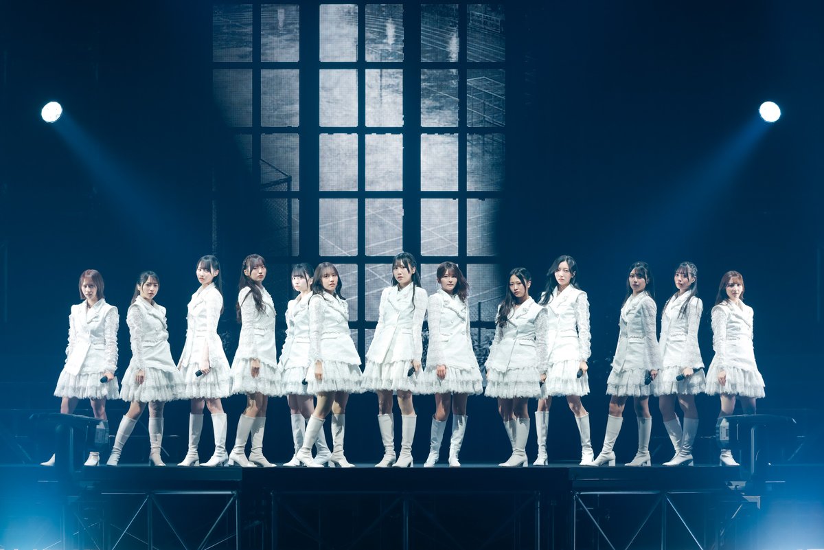 BUBKA_henshuubu's tweet photo. 17thSGひなた坂46はなぜ熱かったのか？　“ひらがなけやき”の宿命を継いだ13人の存在証明

▼記事詳細
https://t.co/Akg9twPSum

#ひなた坂46　#ひなた坂46LIVE https://t.co/Km22GlOeQJ
