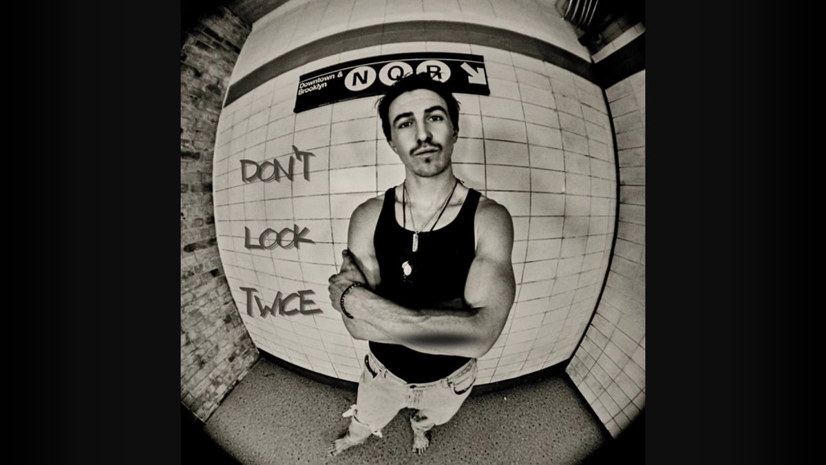 cassetteraised's tweet photo. Music Review //
Rogan Mei
"Don't Look Twice"
Read here :::
https://t.co/8dvTOd3uXS
#music #musicreview #single #newsingle #singlereview https://t.co/06EZpy1LZe