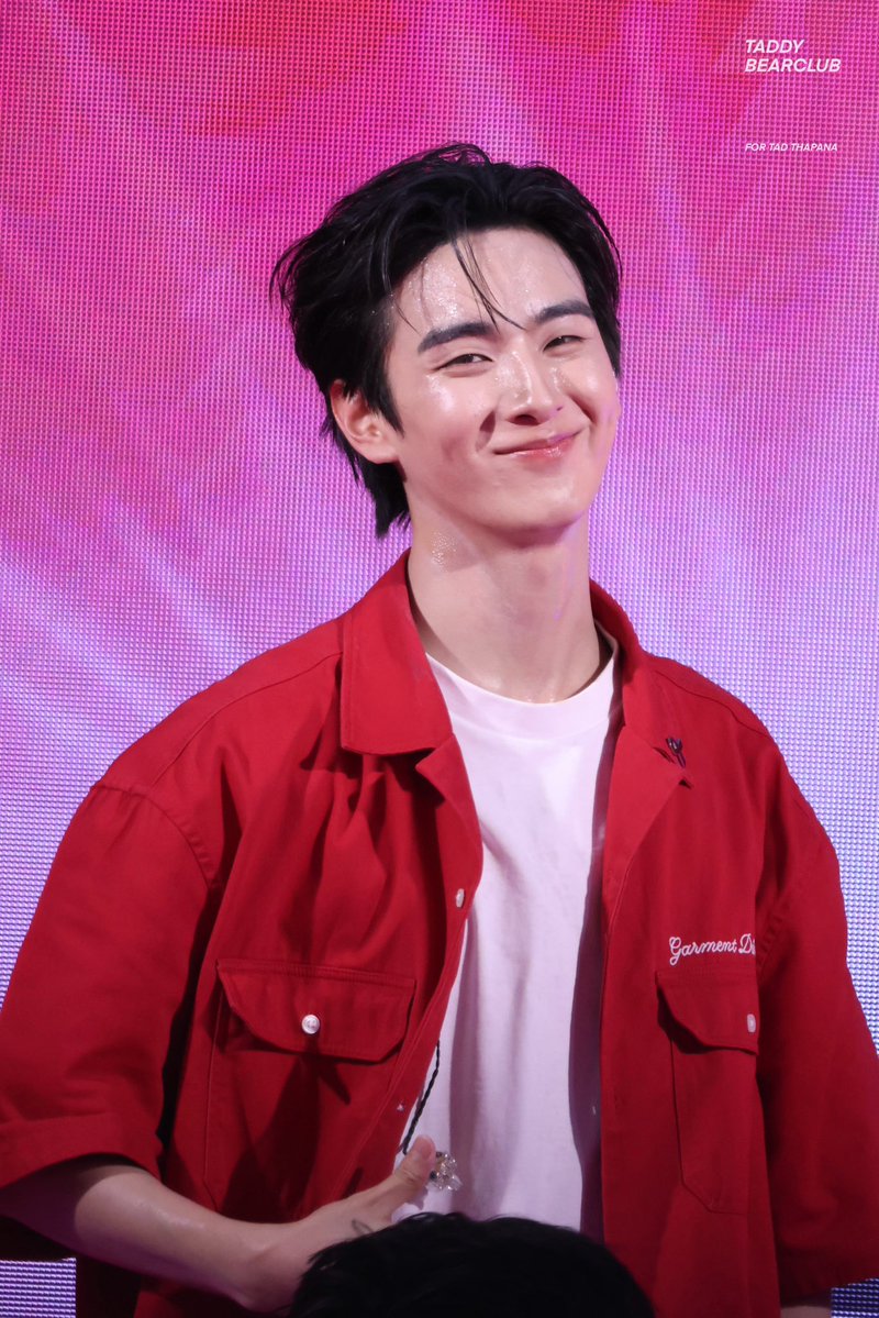 taddybearclub's tweet photo. wink wink 😜

#PondsxAtlas
#PondsTH #พอนด์สเรตินอล 

#TadATLAS #TadThapana 
#ATLAS_TH #ATLASth @TadThapana https://t.co/8rzWY16Tgl