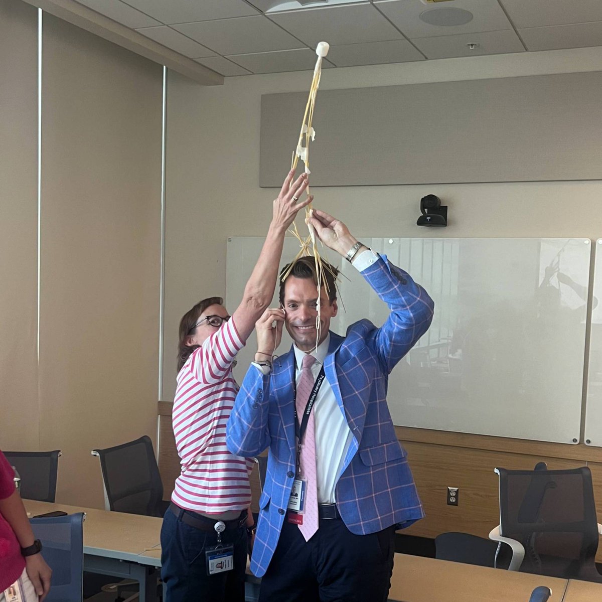 MUSC_COM's tweet photo. Members of the undergraduate medical education team gathered for a retreat to discuss our medical student education program. 

They were encouraged to think outside the box and challenge current assumptions, sparking an honest discussion of our programs and how to improve them. https://t.co/iWfodiaJnL