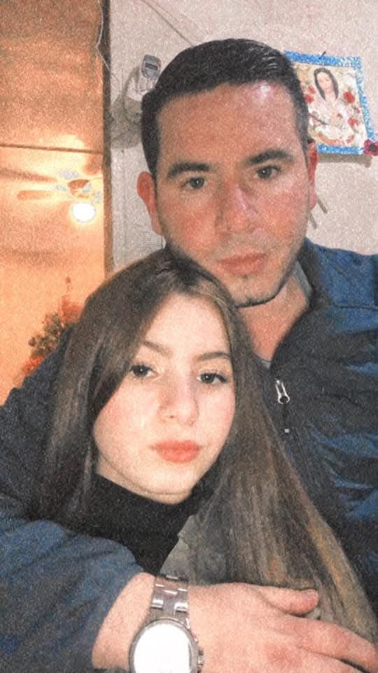 usser82393's tweet photo. Seguidor: "Hola queremos presumir a Lili somos pareja joven extrovertida nos gusta pasarla rico. Solo con gente afín de buen ver o propuesta interesante a criterio para cuando ella sale sola.
No problemas, cada quien conoce sus limites y nosotros sabemos decir que NO sin temor.
Etiquetanos y veamos que resulta"

@1Babylil 

#Cornudos #Swinger #MTY
