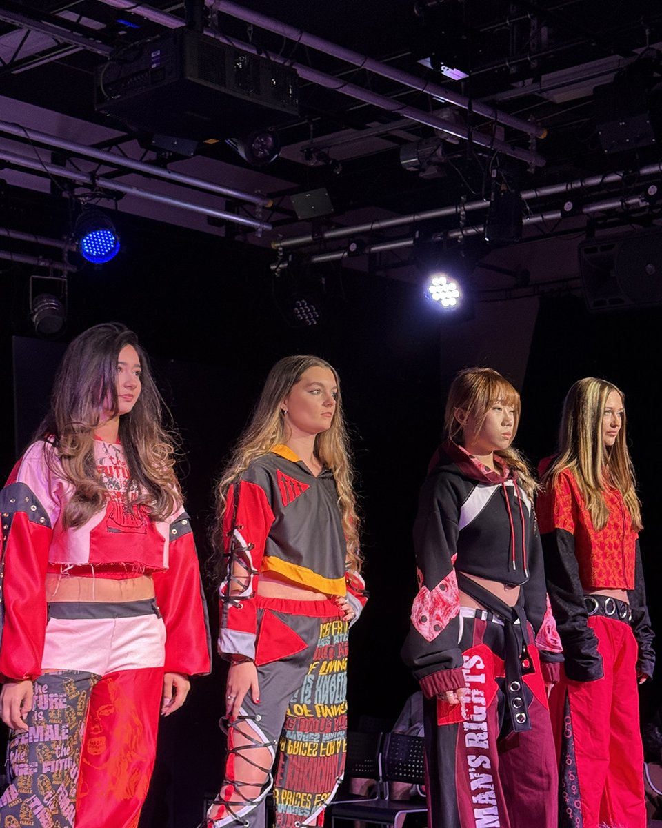 halesowencoll's tweet photo. Our fashion students have created some wonderful pieces over the past year from punk street wear to flapper and camo couture.

We’re incredibly proud of our final-year students, who transformed their ideas into outstanding final major projects 🧵👗🙌

#FashionShow https://t.co/HSeR6sz32C
