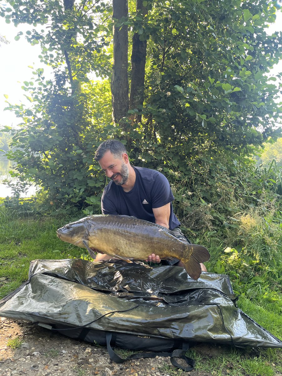 luke_butler's tweet photo. Sandhurst - 25lbs 10oz https://t.co/7qFv1um4fj