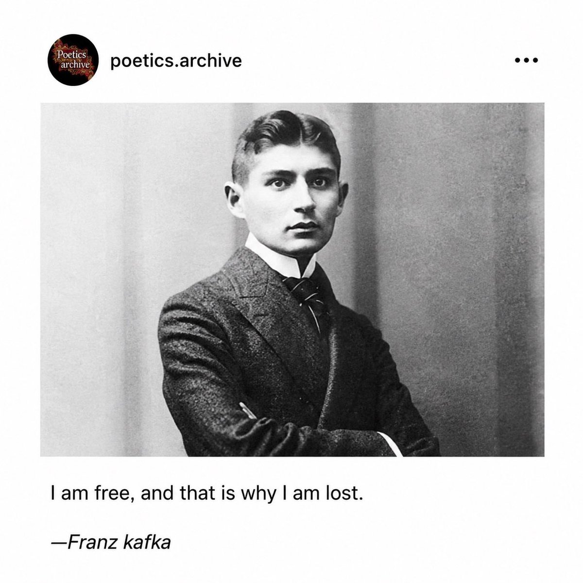 P O E T I C S A R C H I V E tweet media