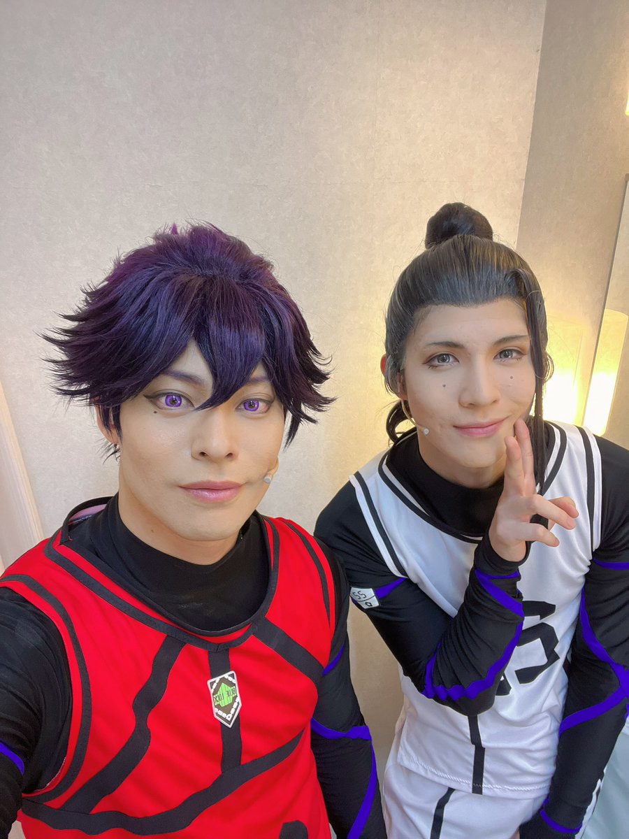 uno_yuya's tweet photo. 舞台『#ブルーロック-Re EPISODE 凪-』
本日もお越しいただいたみなさまありがとうございました！

アフタートークも楽しかった〜
また明日🐦‍⬛🃏 https://t.co/fDFSbO8Xoi