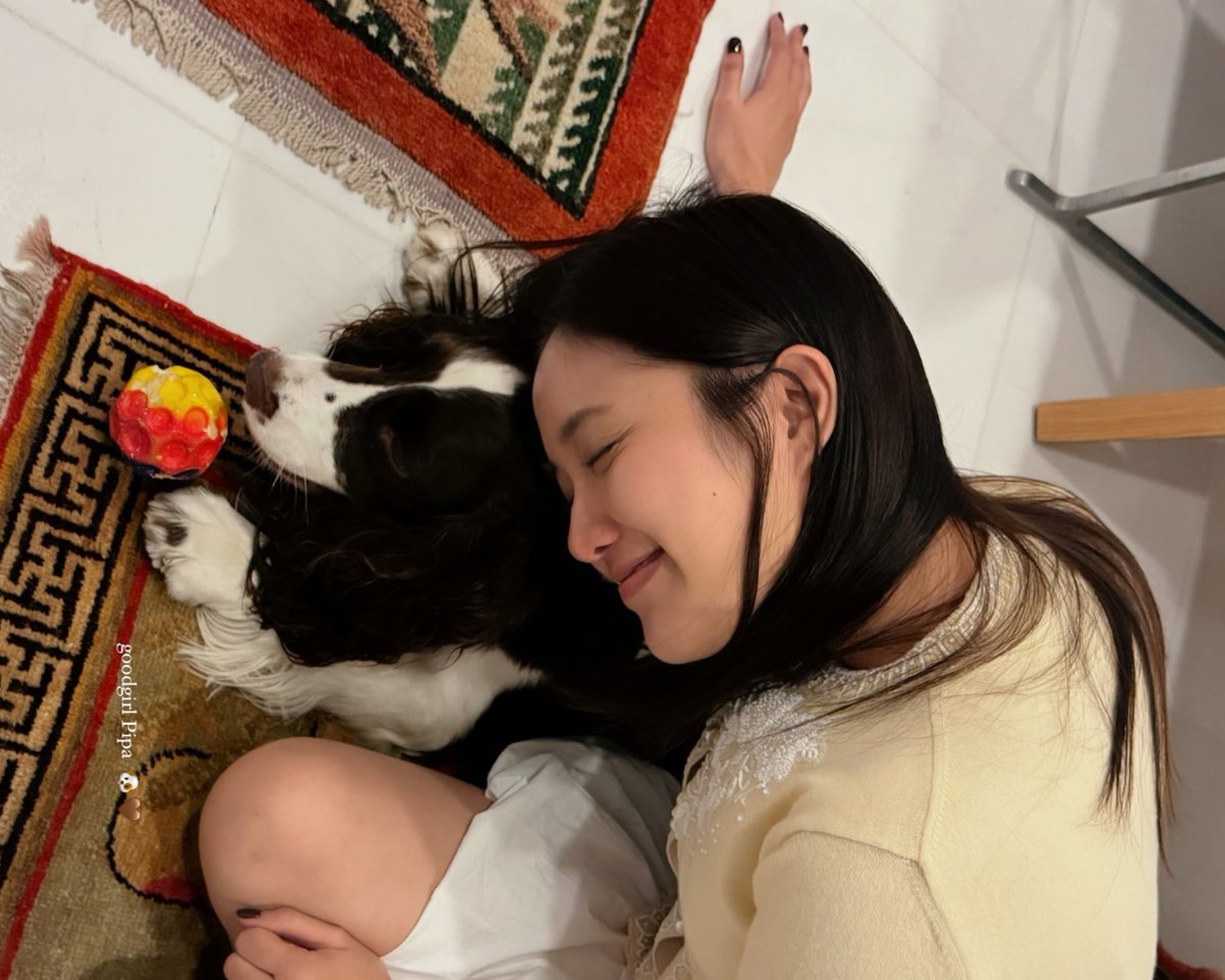 itsbecfreen_'s tweet photo. so much love for you 🫸🏻🤍 #srchafreen https://t.co/hJEGMHWpP0