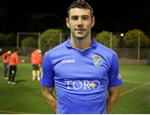 JoseLuisPeredaG's tweet photo. X haz tu magia. Juanma Marchante(autor del gol que nos dio el ascenso en el 2016) busca su camiseta o una igual para enmarcarla. Xerecistas, se lo debemos 🙏. Máxima difusión, en su día la cedió para rifarla para ayudar al club https://t.co/RAUYCCQLvj