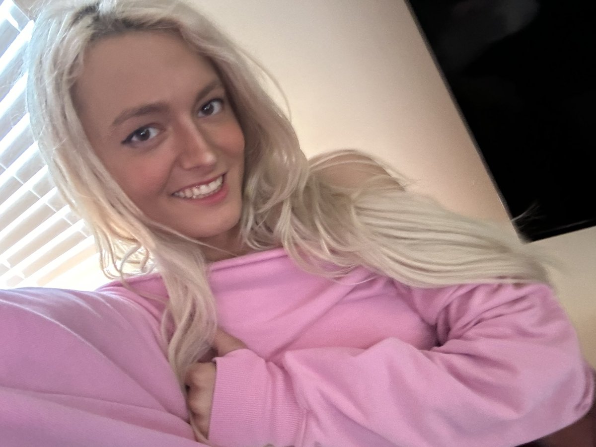 RealRachelPrice tweet picture