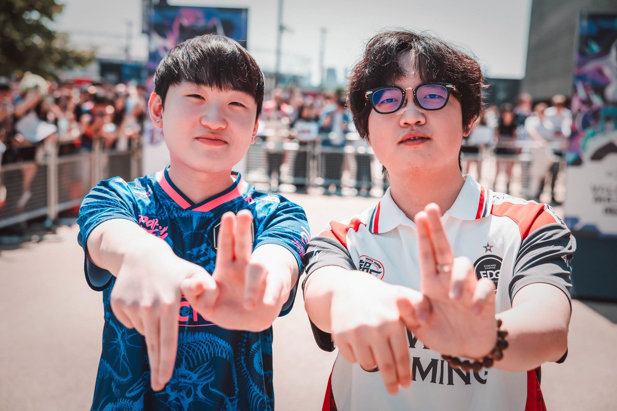 omeletzhao_'s tweet photo. 2 years later .. https://t.co/KutKjOxt7B
