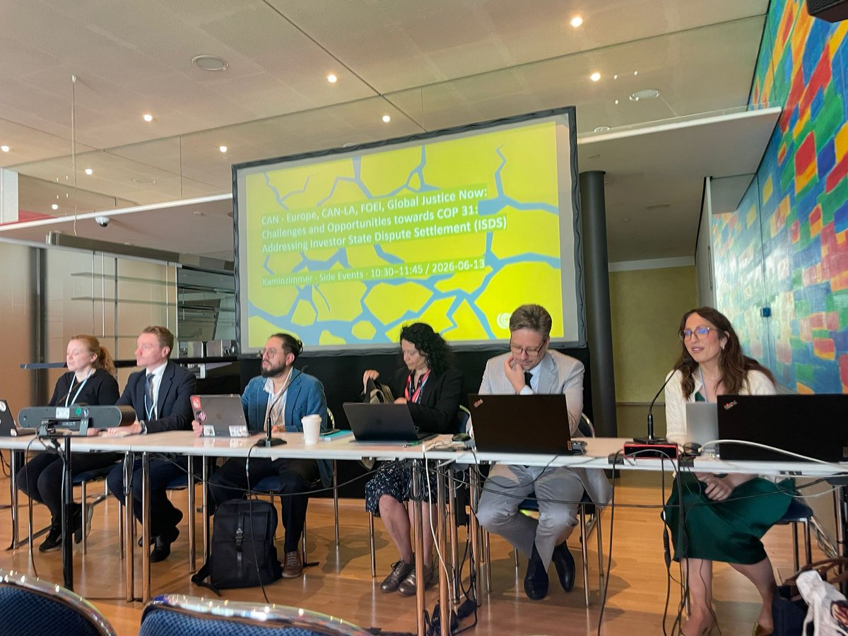 GlobalJusticeUK's tweet photo. UN climate talks wrapped up in Bonn yesterday. Our side event with @CANEurope @CAN_LA_ @FoEint threw light on corporate courts blocking climate action.  

Govt reps from Colombia, Australia and the UN @SRclimatechange called for states to work together to address ISDS https://t.co/Q56kPS9iM3