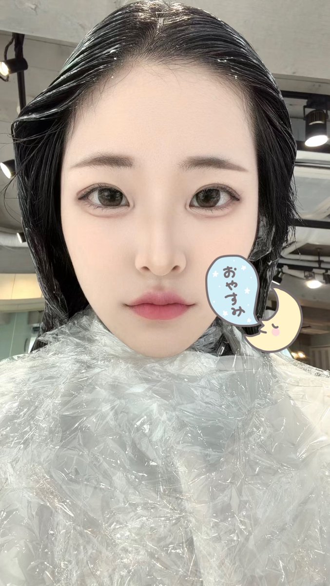 fuchsia_menthol's tweet photo. 🌙
 #自撮り界隈 https://t.co/wv2swzFSfM