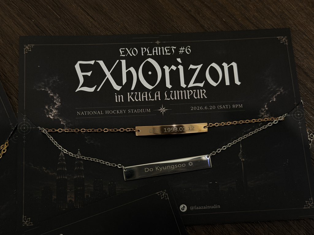 faazainudin's tweet photo. FREEBIES for EXO PLANET #6 in KL is here‼️ #EXhOrizonInKL 

Open for trade ➡️ necklace &amp; bracelet
Open for all ➡️ bracelet only

Its limited, so first come first serve 🥹
See you there tomorrow Merries!!

#EXOPLANET6 #EXhOrizoninMY #EXOinKL https://t.co/vZ4YXkhysq