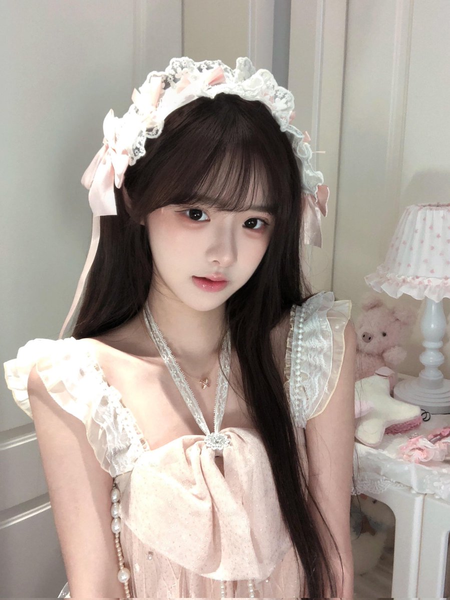 Ruanxixi_'s tweet photo. ＃射屏 ＃颜射 ＃盯射 ＃榨精 ＃反差婊 ＃意淫 ＃白丝  ＃cumtribute
女仆装小茵太好射了
@linhuiyinvv https://t.co/DeOXc3A8LK