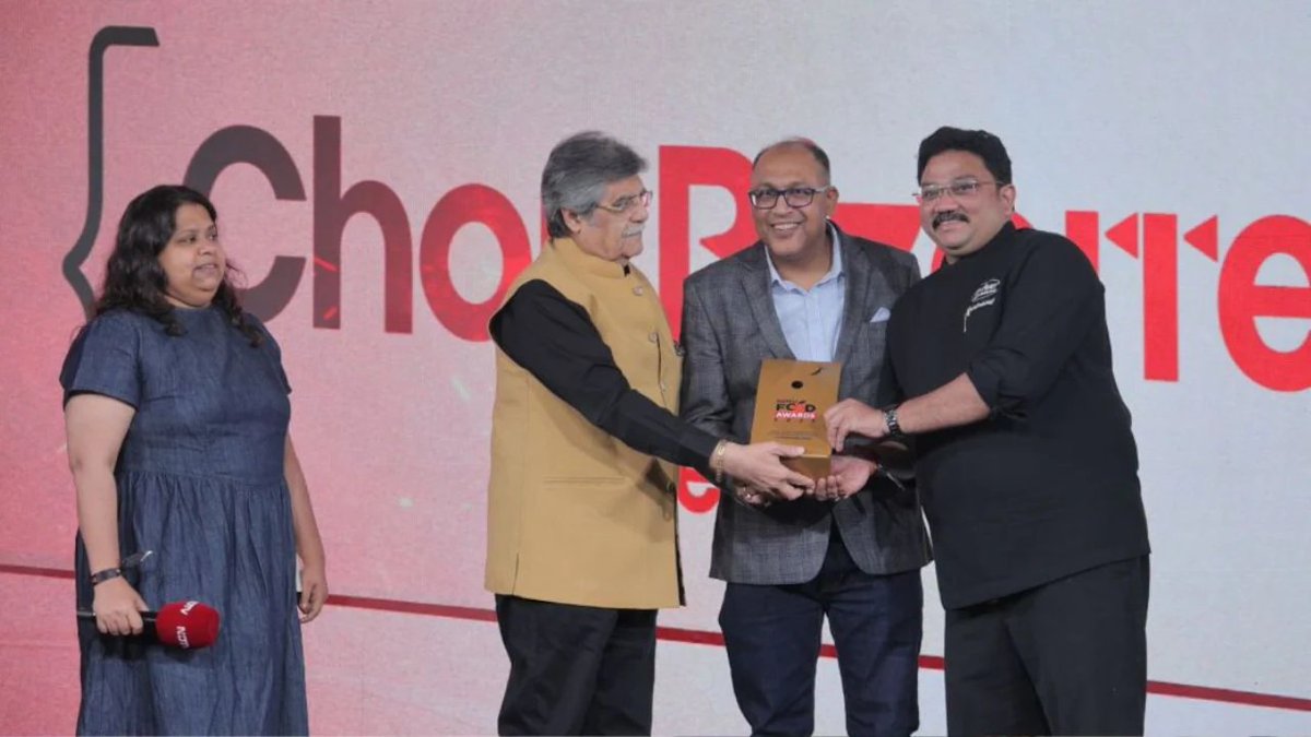 NDTVFood's tweet photo. 'Maza Aa Gaya,' Rocky Mohan Cheers As Chor Bizarre Wins Best North Indian Restaurant
https://t.co/4dmbfB7xvh
#chorbizarre #NDTVFoodAwards2026 #NorthIndian https://t.co/JXKv8yCycw