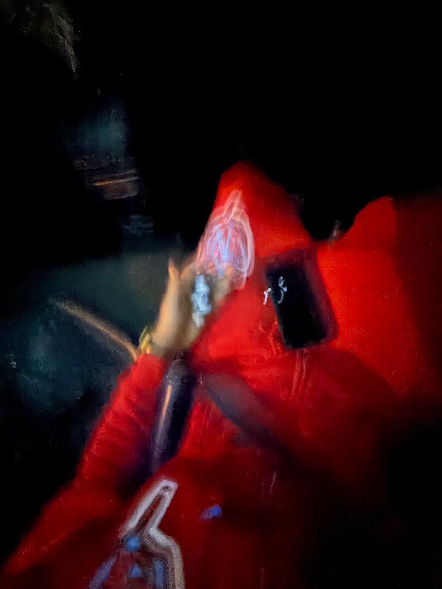 BigRae_Gwalla_'s tweet photo. Dirty Money But It Keep Me Clean Asf🧼 #BALL4BLOWW🆙📸 https://t.co/Ms8Hlv8mNv