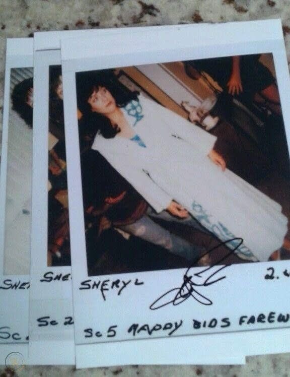 castcredits's tweet photo. Polaroids of cast on the set of ‘Twin Peaks’ (1990) https://t.co/VPamDGdcC2