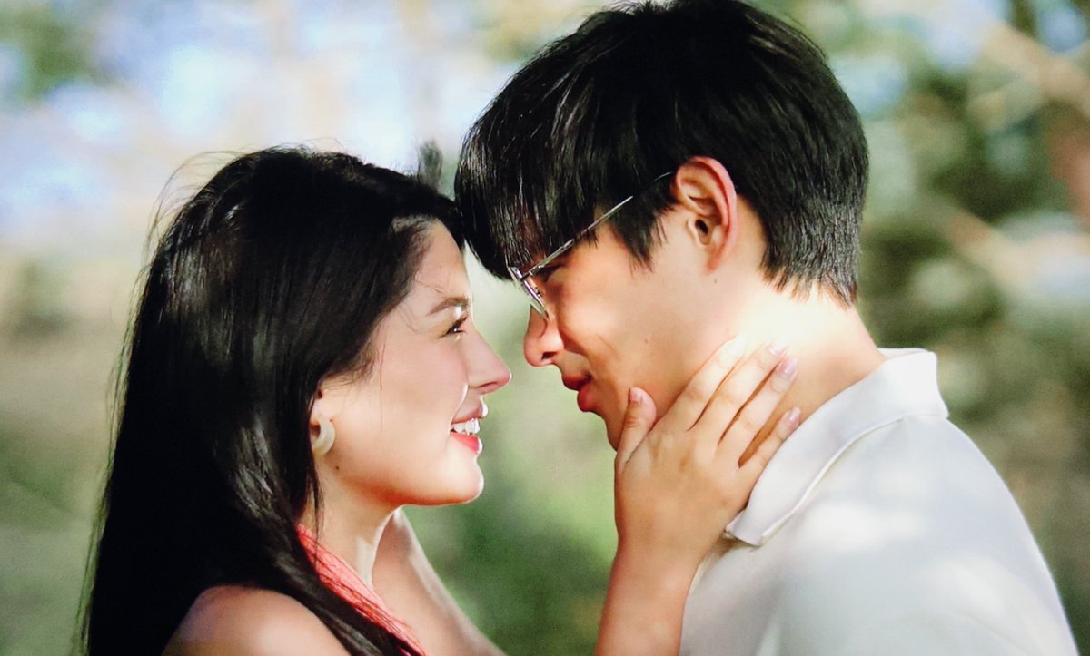 chipsnbananas's tweet photo. "simula nang makilala kita, makasama kita, you accepted me kung ano man ako. may halaga man o wala. that's the moment i found my heart."

"kahit kung hindi naman ikaw yung binigay ni universe sa akin, ikaw pa rin pipiliin ko."

MARTSARI FATED BY UNIVERSE
MARTSARI FATED BY UNIVERSE
MARTSARI FATED BY UNIVERSE
#AZRALPHasMARTSARITheFinale