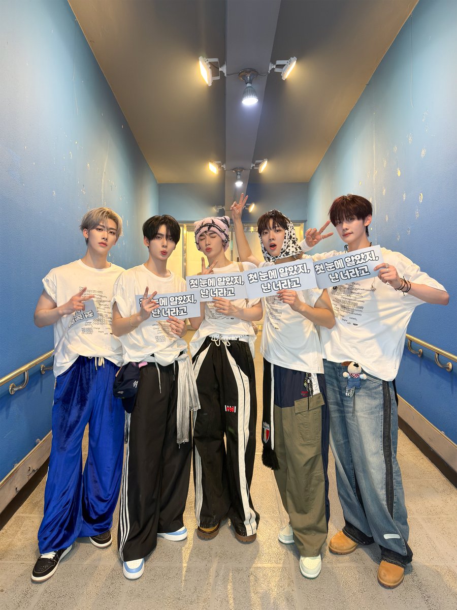 AND2BLE's tweet photo. [#AND2ROP] 260619 <2026 AND2BLE SHOW CONCERT : Welcome to Qurious> In Seoul Day1

#AND2BLE #앤더블
#AND2BLE_SHOW_CONCERT #WelcomeToQurious https://t.co/pX5jzBwmTw