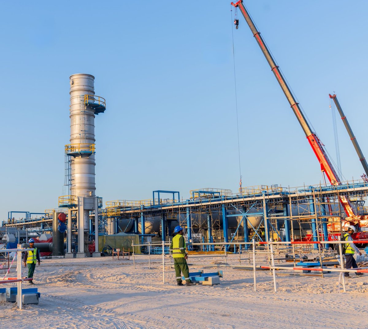 Webuild_Group's tweet photo. 🇸🇦💧#Webuild in #SaudiArabia: discovering the #Zuluf Water Treatment Plant project, from the heart of the desert to the forefront of #engineering innovation.

This mega-project — one of our subsidiary #FisiaItalimpianti's most advanced works — is part of a large development programme within the “Saudi Vision 2030” growth plan of Saudi Arabia.

Together, we are delivering advanced, sustainable infrastructure designed to optimize water management and support the Kingdom's economic and environmental goals.

📸 Take a look back at some of key milestones achieved.  Stay tuned to discover next updates and milestones on the path toward full system operability.

#webuildgroup #FisiaItalimpianti #SaudiArabia #water #infrastructure #Saudi #SA
