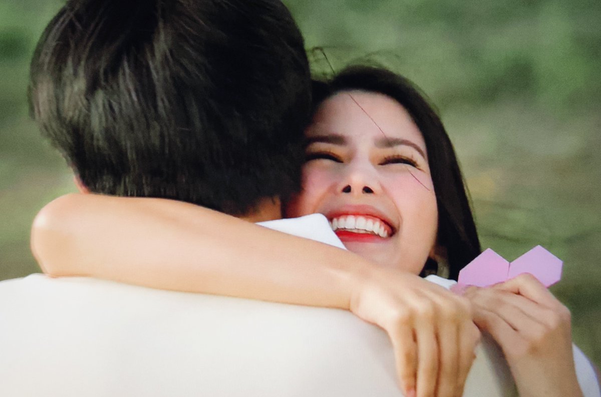 chipsnbananas's tweet photo. stay happy forever martsari huhuhuhu

MARTSARI FATED BY UNIVERSE
MARTSARI FATED BY UNIVERSE
MARTSARI FATED BY UNIVERSE
#AZRALPHasMARTSARITheFinale https://t.co/gtwY4YV94J