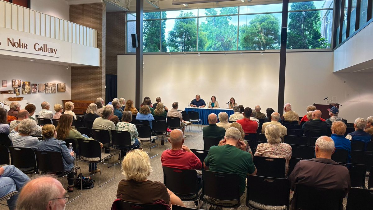 RebeccaforWI's tweet photo. Great to be back in Grant County to share my platform at last night’s candidate forum. Ullsvik Hall was filled with community members eager to hear what we are going to do to when we win in November. Thanks to everyone who showed up, and UW-Platteville for hosting! https://t.co/Xrwcz7xocZ