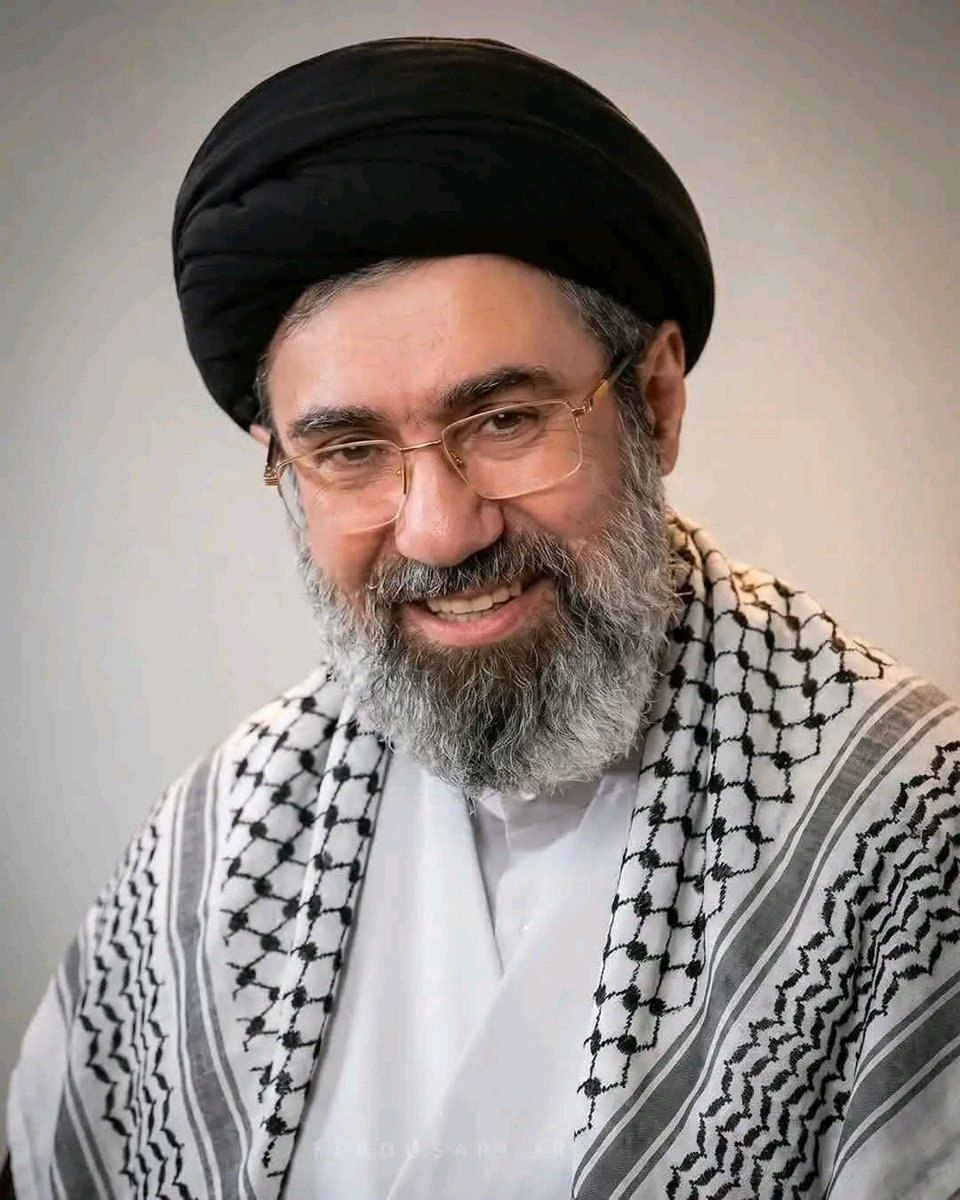 سیده زینب کاظمی tweet media