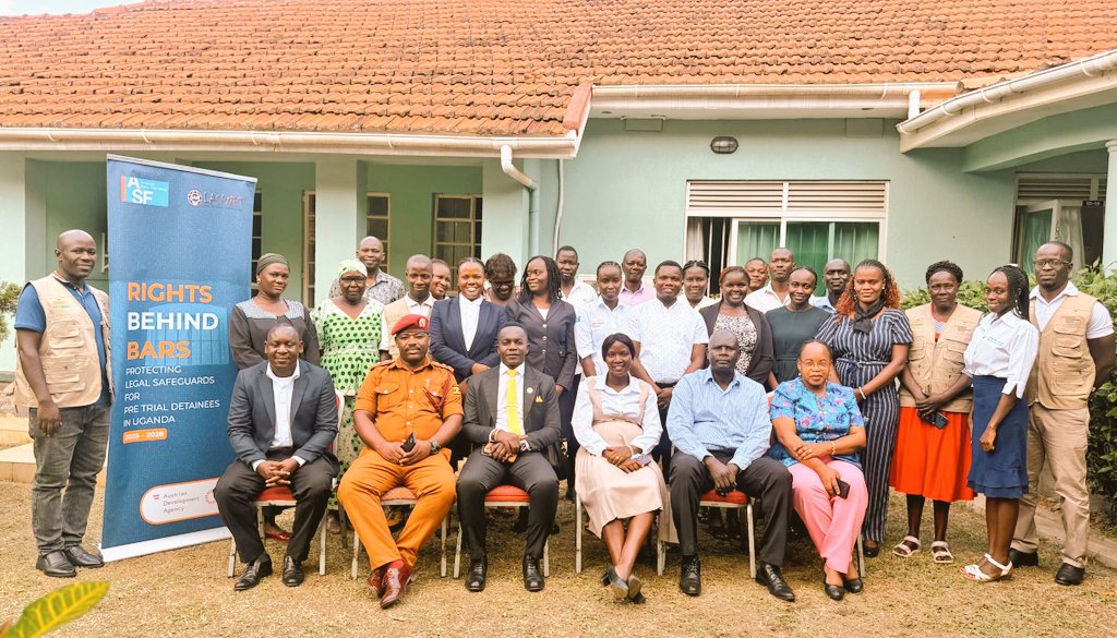 LaspnetUganda's tweet photo. Participants included project Lawyers &amp; Paralegals from @UgandaPrisons,@infoUclf, @LDC_Uganda,@FHRI2, @mcjl_uganda,@FIDA_Uganda &amp; other partners like @JudiciaryUG, @ODPPUGANDA,@NUDIPU,@refugeelawproj, @FreeChildU as well as @academia

#AustrianDevelopmentAgency https://t.co/wdr1yBPK0P