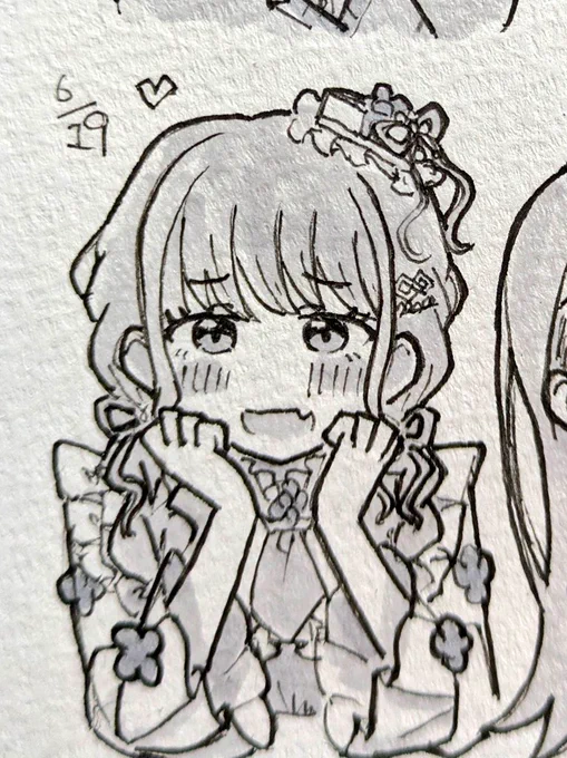 今日は一番くじでD賞が当たったのでそれを参考にしながらことねさんを描きました 