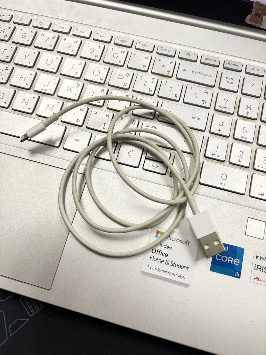 brmaybunny's tweet photo. 195 ของแท้ เป็นรุ่นเก่า #ไอแพดมือสอง #ไอแพดเพื่อการศึกษา #iPadเพื่อการศึกษาศึกษา #ipadมือสอง #applepencilมือสอง #ApplePencilมือ2 #applepencil #ขายapplepencil #ปากกาไอแพด #ipadair7 #ipadprom4 #ipadair6
#ส่งต่อสายชาร์จไอโฟน #ส่งต่อสายชาร์จ #สายชาร์จ https://t.co/bn5cC6zArU