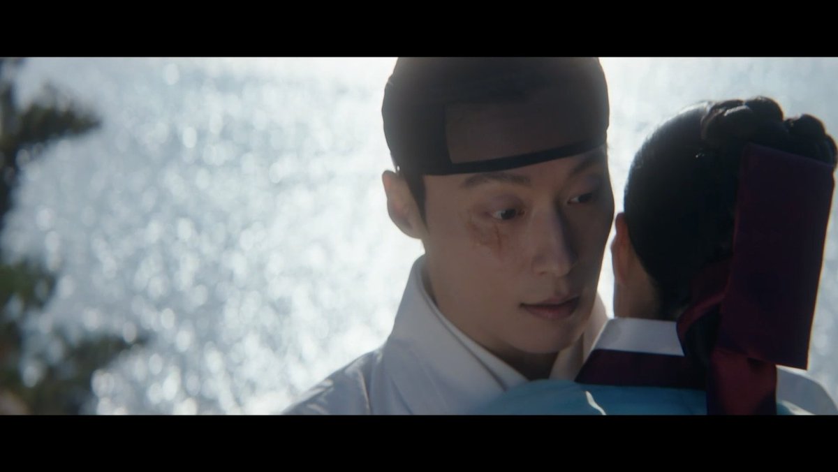 neul_00000's tweet photo. 니가 나한테 뭔데? 라며 강단심한테 상처줬는데
나를 위해 대신 활을 맞아주는 사람... 나를 살리는 사람이 되었고... 뒤늦게 후회하고 오열하는 청헌대군 주세요 https://t.co/TQIn2P2JzI