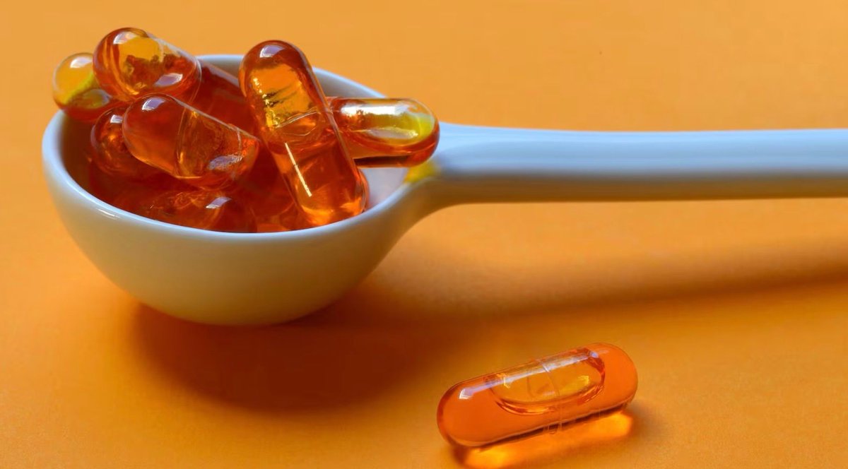 CanHealthwatch's tweet photo. Taking an omega-3 supplement doesn’t boost memory or cognition, Sandee LaMotte reports. This article and more at https://t.co/iiTxKdhc1W #CanadaHealth https://t.co/3tIIJLXtvV
