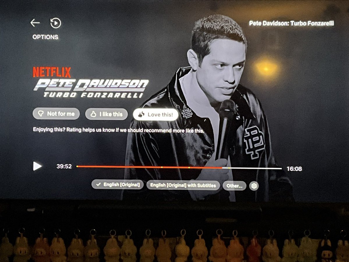 DutchMusk's tweet photo. Had a good laugh 😆 with this comedy show ! haven’t laughed for ages.I think since Covid even comedians “after being stuck inside for a couple of years” have nothing funny to say but this one was good ! bit of gross stuff but all in all …I got a laugh, thank you, Pete Davidson. https://t.co/3yzXc4KcXp
