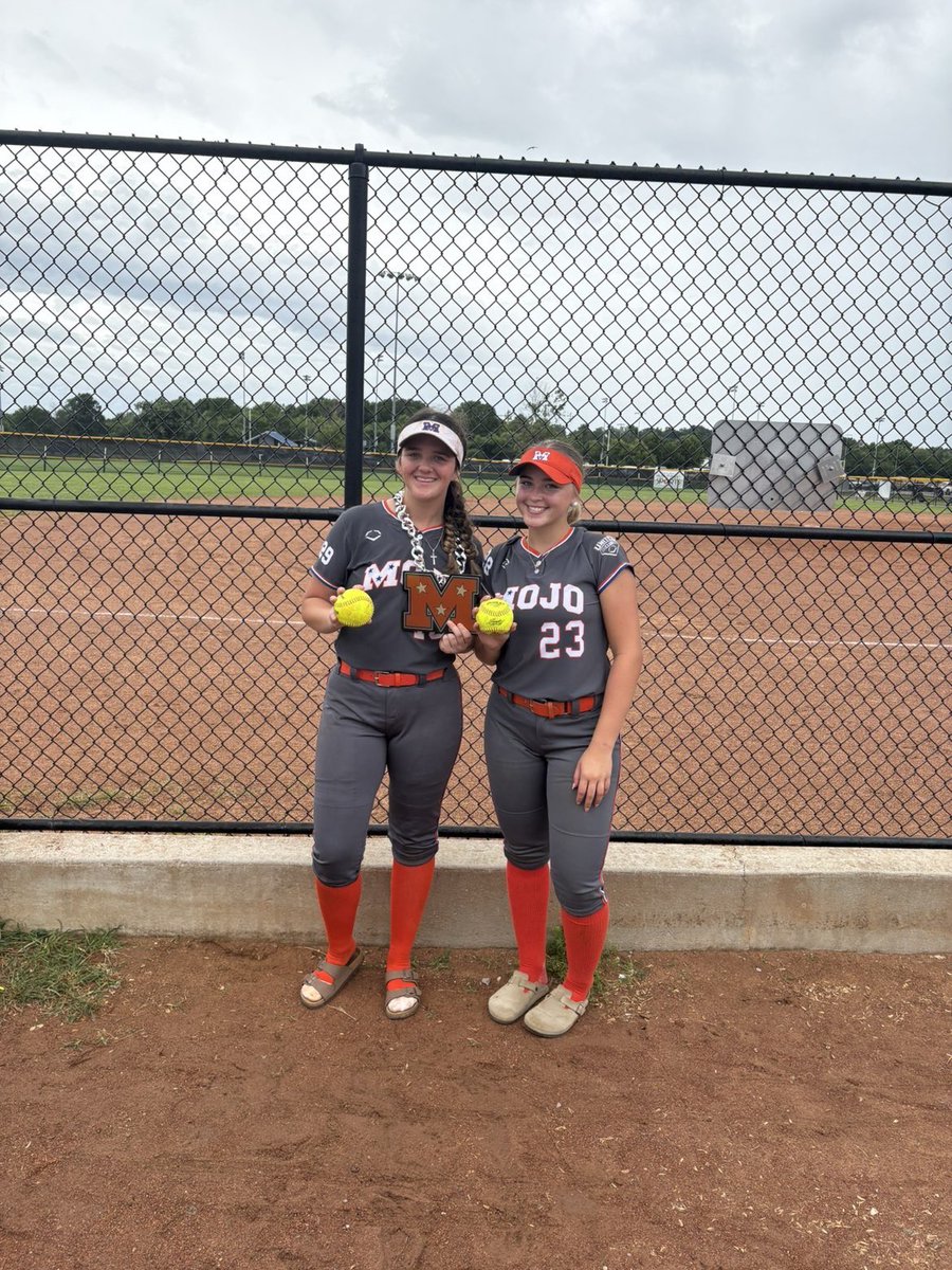 MaciCollins16's tweet photo. Day 1 at Scenic City was a blast! 💥

In the circle: 1.1 IP, 2 K’s, 0 BB’s 💪

At the plate: 3-4 with a single, double, and me and my girl @wilcox_addison5 both took one yard! 💣🔥

Can’t wait for Day 2! 😎🥎 
@Mojo_Carolinas @clemsonsoftball @GatorsSB @CofCSoftball #mojomindset https://t.co/bWG5LocAPz