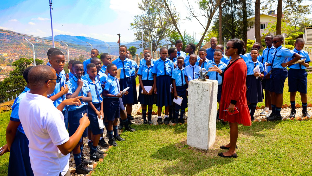 MeteoRwanda's tweet photo. As part of bridging theoretical knowledge with practical experience, Today #METEORWANDA hosted students from #KigalidelaSalleSchool for a study tour, they were introduced to key meteorological instruments and their significance in weather and climate services. https://t.co/pbaji0eOsj