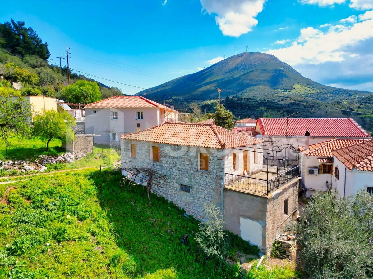 fipa's tweet photo. Dneska je na bydlení u moře trochu horko, tak tu mám speciál o nemovitostech v horách! 🏔️🇮🇹🇪🇸🇬🇷🇫🇷🇷🇴

https://t.co/pZnPKKCw8w https://t.co/juXng7bVoh