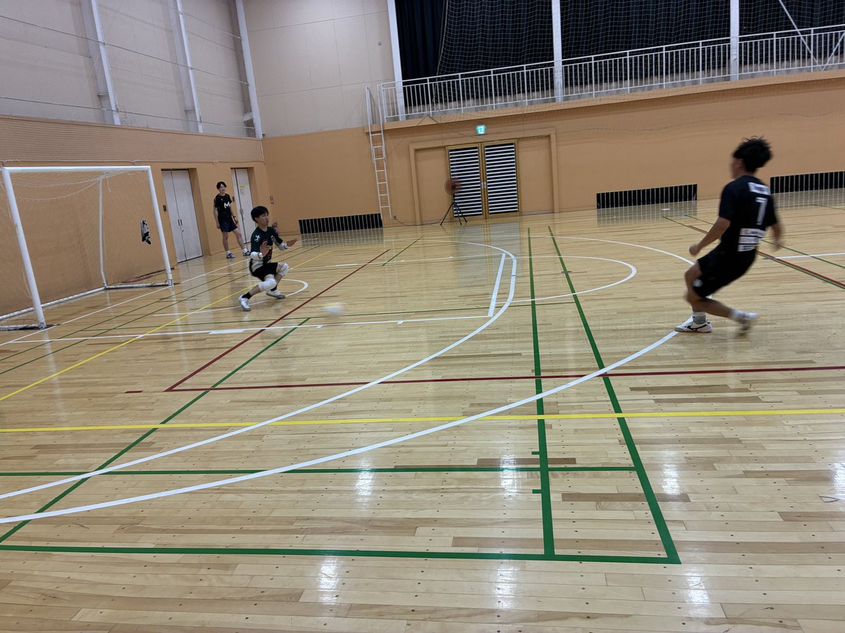 mcuroboros1's tweet photo. 《チーム練習》 R8.6.18
19:30〜21:30  @南河内東体育館

カツ丼が無性に食べたい！ https://t.co/lztAie2XUd