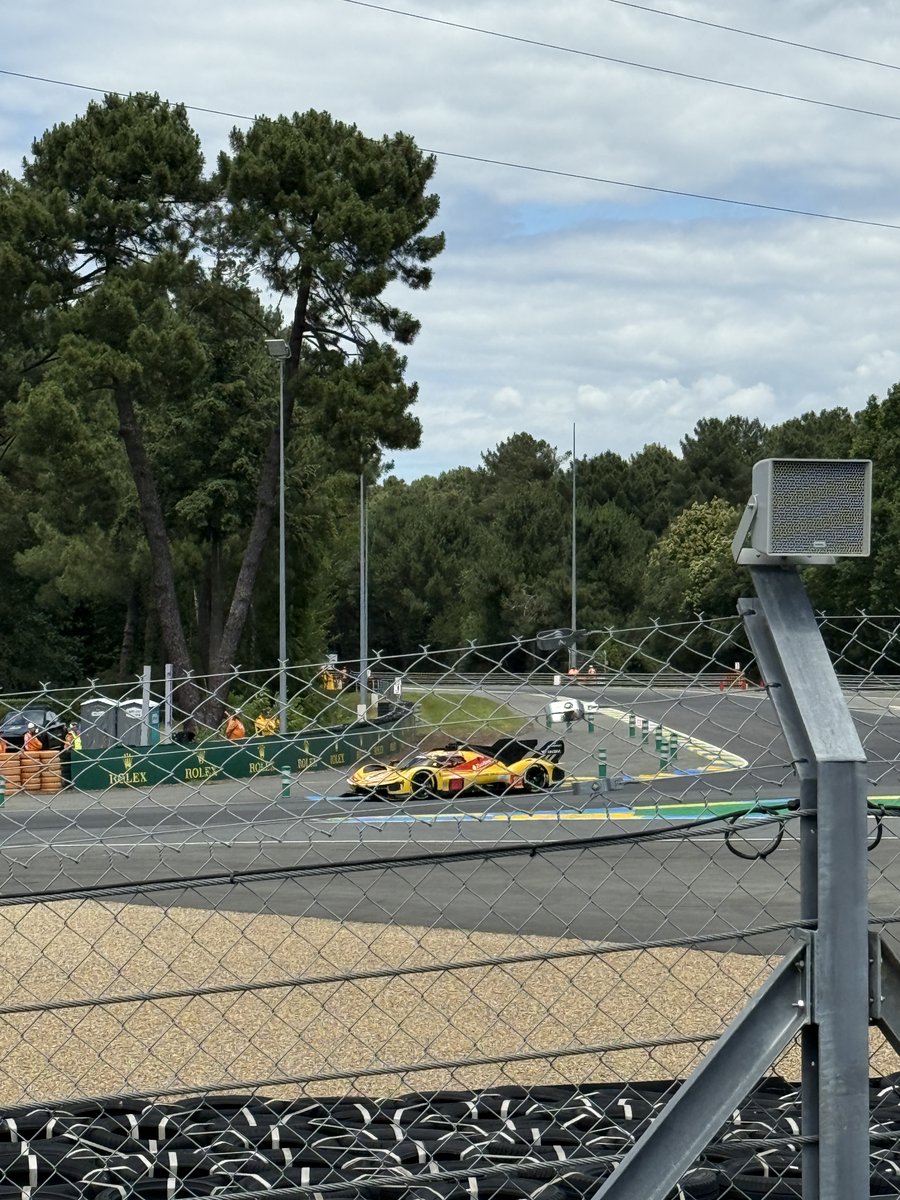 RWSimRacing tweet picture