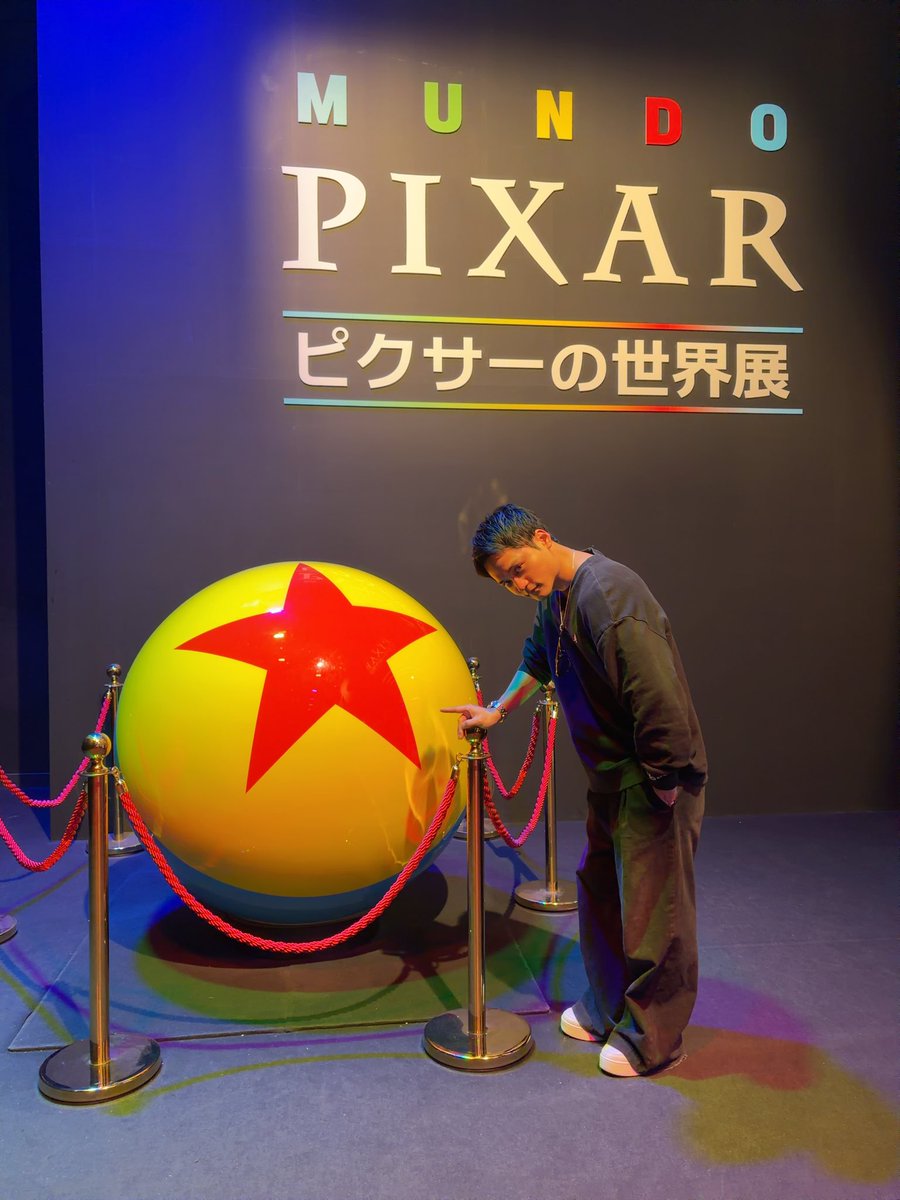 DavidHigu's tweet photo. 話題のPIXAR ピクサーの世界展へ

足を踏み入れればそこはディズニーピクサーの世界。
最高でした！！！

#ピクサー世界展 
#ディズニー 
#pixar https://t.co/VCzhLQ2OdI