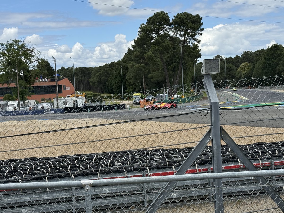 RWSimRacing tweet picture
