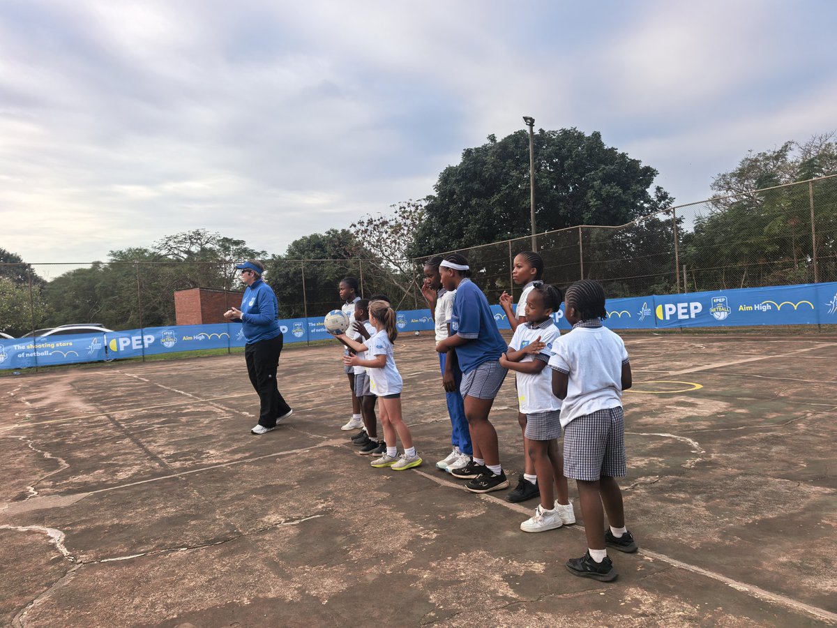 ChaukeDumisani1's tweet photo. A huge thank you to everyone that helped us to host another successful @pep_southafrica Mini-Netball coaching session out at Hluhluwe Primary School, KZN.😊📝 

7/9📝

Eastern Cape and Western Cape you are next!!!

See you soon. 😉🙌🏽
 #pepmininetball
#aimhigh https://t.co/wuSZ8DdEcB