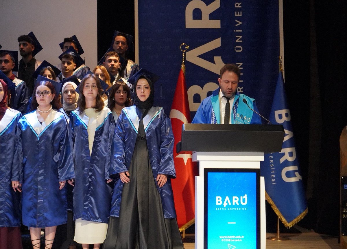 bartinsbfhem's tweet photo. Bartın Üniversitesi Hemşirelik Bölümü Mezunları Ant İçme Töreni ile Mesleğe İlk Adımlarını Attı.

https://t.co/NOqBFFbHy5 https://t.co/esllWQAjwk