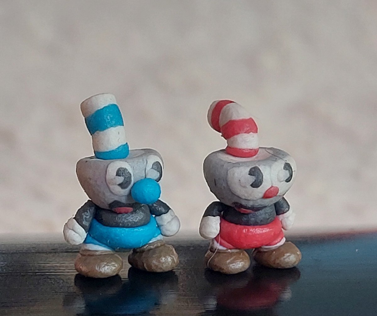 EnriqueDocument's tweet photo. With the announcement of the new handmade Cuphead and Mighty Cuphead Adventure, what better way to celebrate than to recreate the bosses from the first game and the DLC ☕️🥔🧅🥕.
#cuphead #mugman #therootpack #MDHR https://t.co/lz22BR9q92
