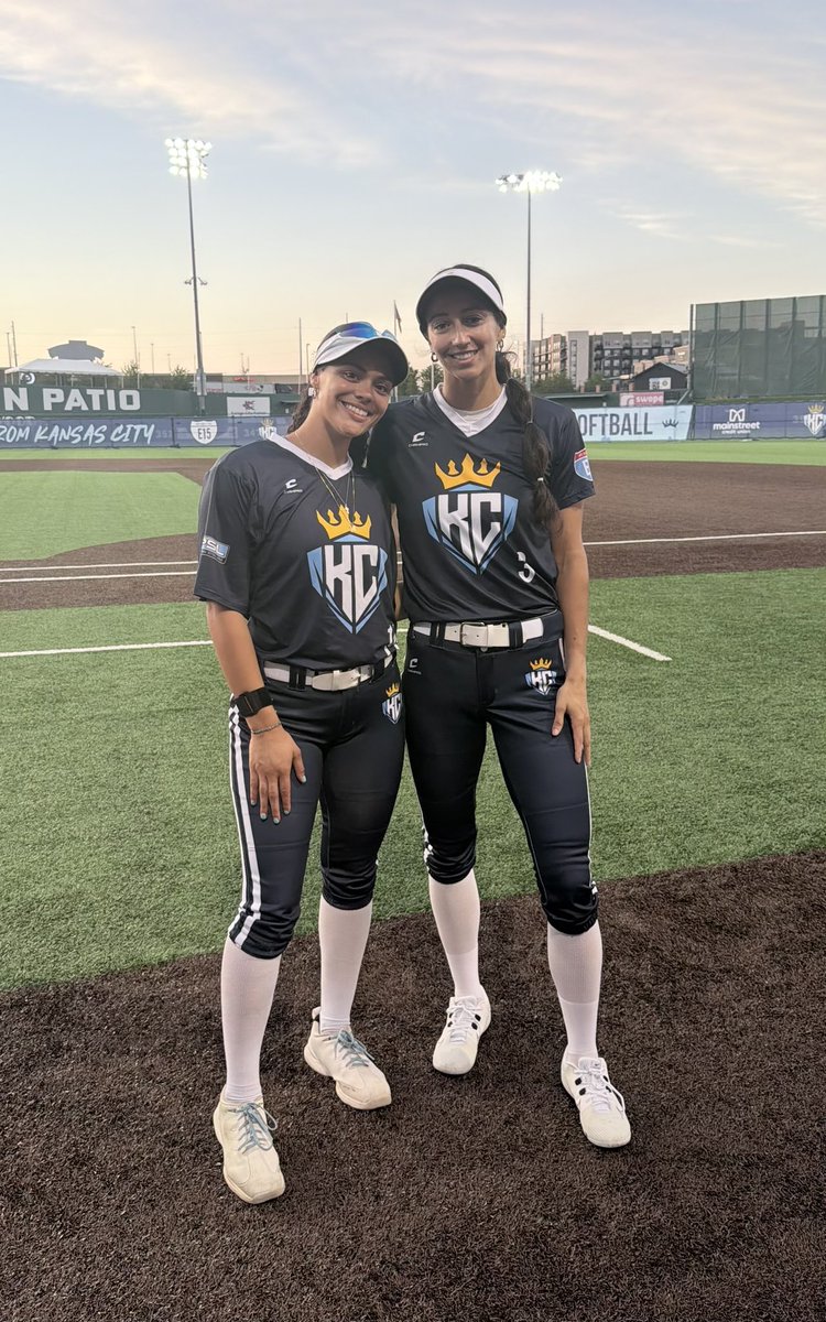 UConn Softball tweet media