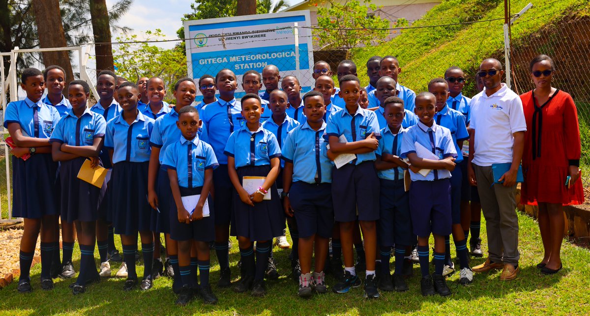 MeteoRwanda's tweet photo. As part of bridging theoretical knowledge with practical experience, Today #METEORWANDA hosted students from #KigalidelaSalleSchool for a study tour, they were introduced to key meteorological instruments and their significance in weather and climate services. https://t.co/pbaji0eOsj
