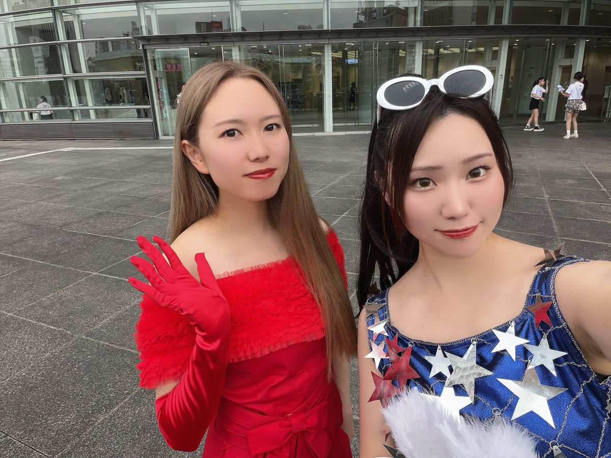 kyan0318's tweet photo. 初日は一緒にカナコス💙❤️
三重京都は
カナコス連番もできるから楽しみ🥺💓

#西野カナ_HEARTBEAT https://t.co/19dRBGZLb6