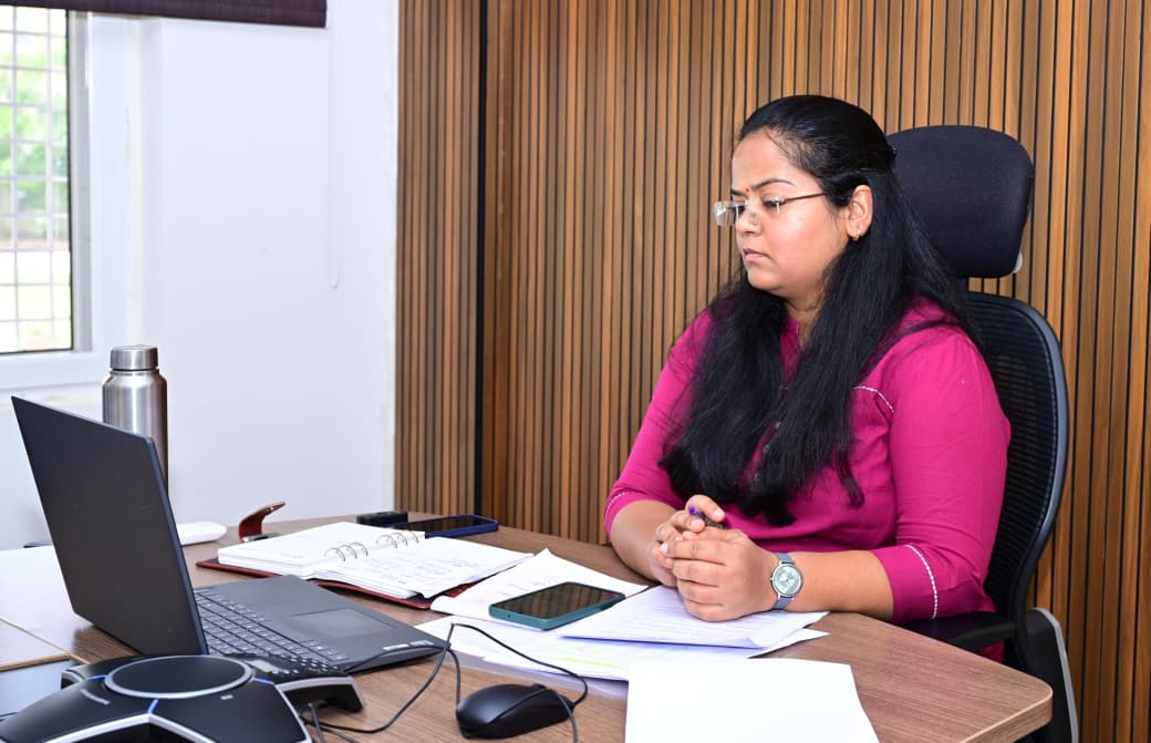Collector_MDK's tweet photo. The District Collector participated in a video conference conducted from the CCLA, Hyderabad, for District Collectors across the State. The meeting was attended by the DRO and Assistant Director, Survey &amp; Land Records and focused on matters pertaining to 
(1/2) https://t.co/bcwD9ZLrJF