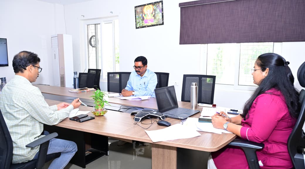 Collector_MDK's tweet photo. The District Collector participated in a video conference conducted from the CCLA, Hyderabad, for District Collectors across the State. The meeting was attended by the DRO and Assistant Director, Survey &amp; Land Records and focused on matters pertaining to 
(1/2) https://t.co/bcwD9ZLrJF